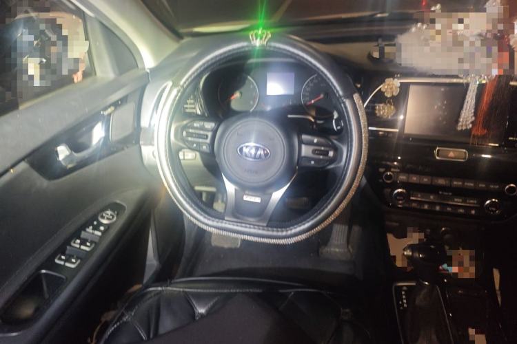 Used Kia K3 (Kai Shen) 2017 1.6T Automatic GLS Steering Wheel