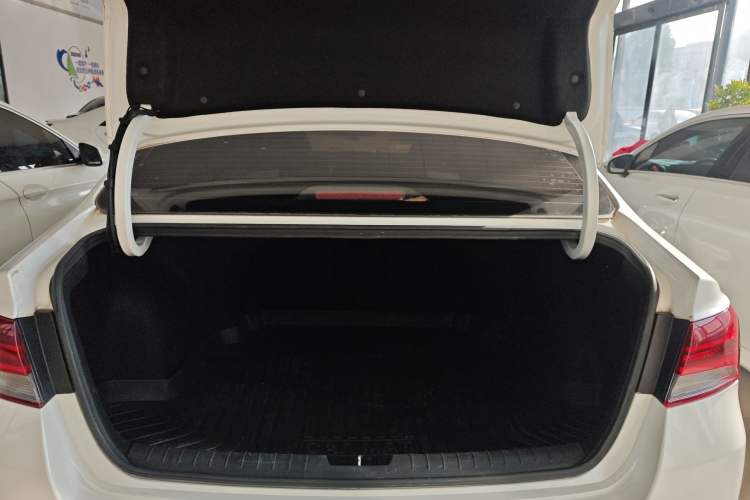 Used Kia K3 (Kai Shen) 2017 1.6T Automatic GLS Trunk