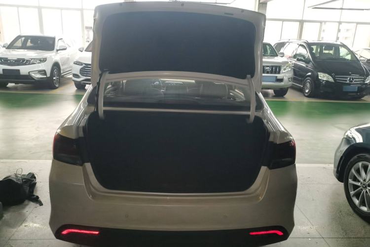 Used Kia K3 (Kai Shen) 2017 1.8L Automatic GLS Trunk