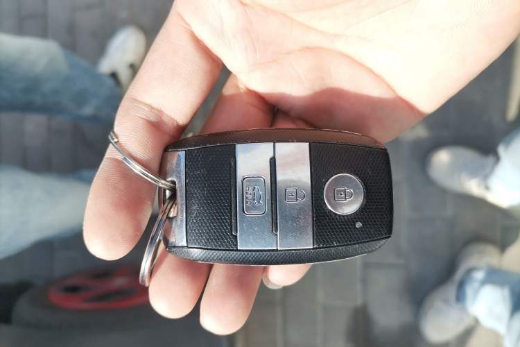 Used Kia K3 (Kai Shen) 2017 1.8L Automatic GLS Vehicle Key