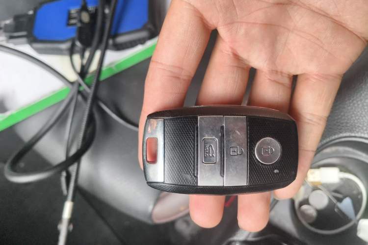 Used Kia K3 (Kai Shen) 2017 1.8L Automatic GLS Vehicle Key