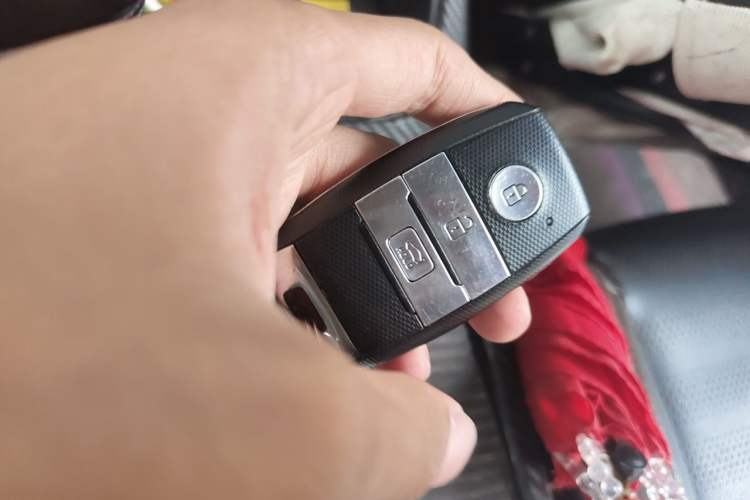 Used Kia K3 (Kai Shen) 2017 1.8L Automatic GLS Vehicle Key