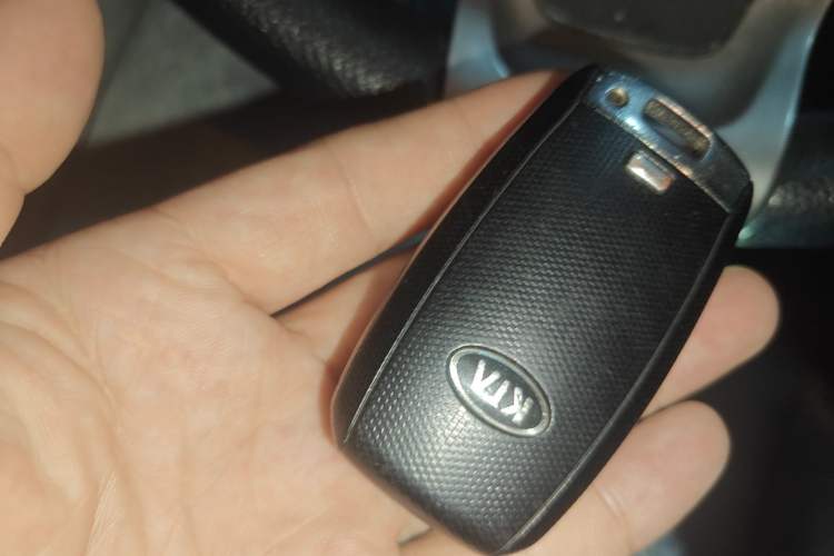 Used Kia K3 (Kai Shen) 2017 1.8L Automatic GLS Vehicle Key
