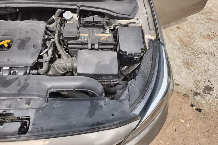 Used Kia K3 (Kai Shen) 2017 1.8L Automatic GLS Engine Bay Left