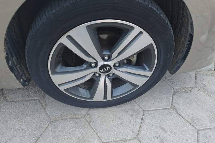 Used Kia K3 (Kai Shen) 2017 1.8L Automatic GLS Right Front Wheel Hub