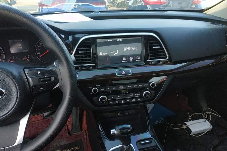 Used Kia K3 (Kai Shen) 2019 1.8L Automatic GLS Audio And AC Panel