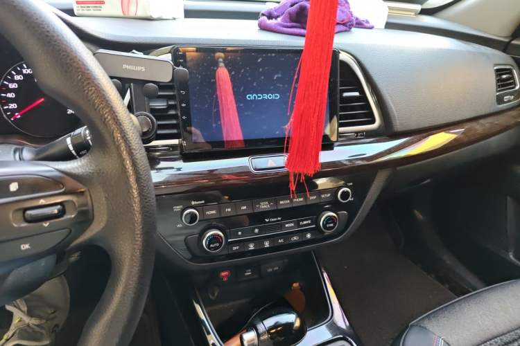 Used Kia K3 (Kai Shen) 2019 1.8L Automatic GLS Audio And AC Panel
