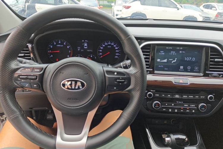 Used Kia K3 (Kai Shen) 2019 1.8L Automatic GLS Center Console