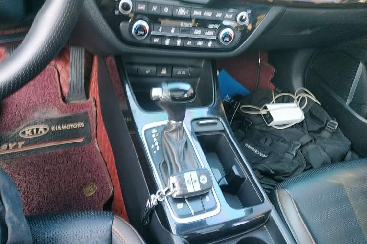 Used Kia K3 (Kai Shen) 2019 1.8L Automatic GLS Gear Lever