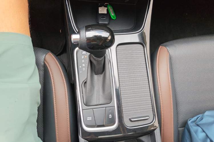 Used Kia K3 (Kai Shen) 2019 1.8L Automatic GLS Gear Lever