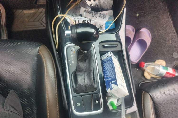 Used Kia K3 (Kai Shen) 2019 1.8L Automatic GLS Gear Lever