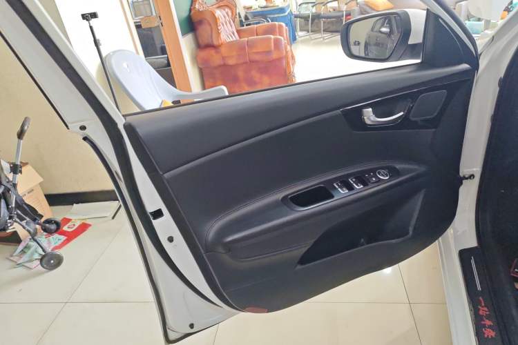 Used Kia K3 (Kai Shen) 2019 1.8L Automatic GLS Left Front Door Interior
