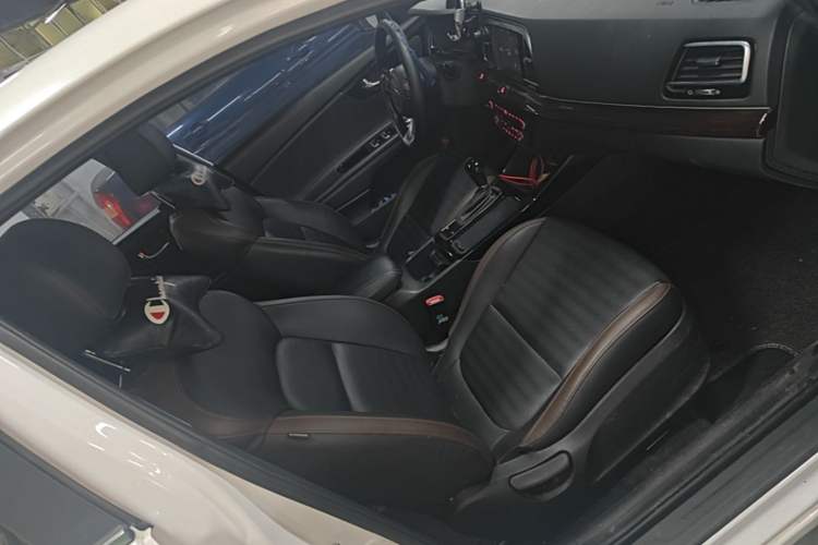 Used Kia K3 (Kai Shen) 2019 1.8L Automatic GLS Right Front Seat