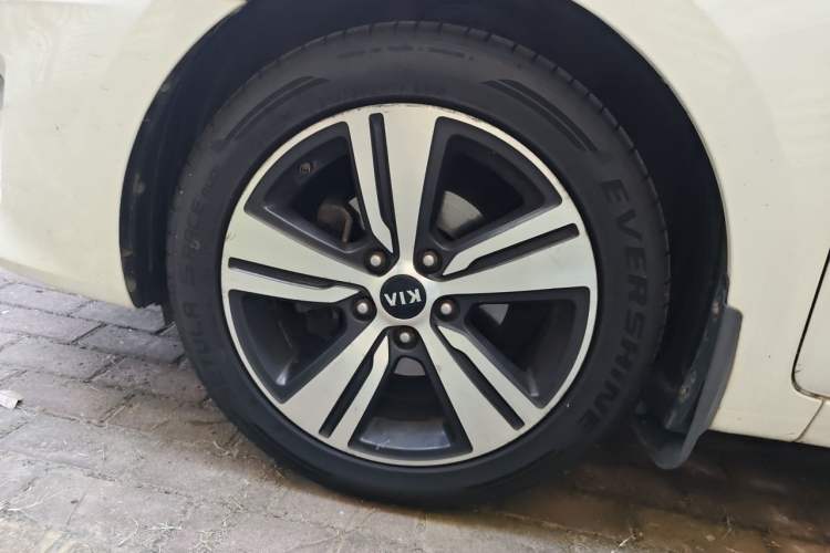 Used Kia K3 (Kai Shen) 2019 1.8L Automatic GLS Right Front Wheel Hub