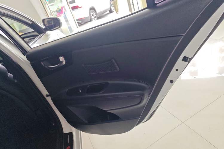 Used Kia K3 (Kai Shen) 2019 1.8L Automatic GLS Right Rear Door Interior