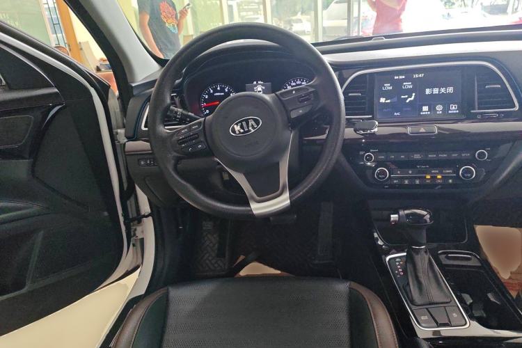 Used Kia K3 (Kai Shen) 2019 1.8L Automatic GLS Steering Wheel