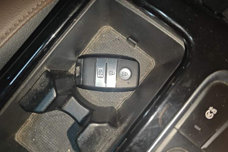 Used Kia K3 (Kai Shen) 2019 1.8L Automatic GLS Vehicle Key