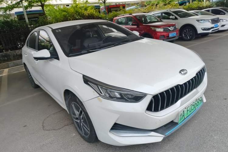 Used Kia K3 New Energy 2019 1.6L PHEV Comfort Edition Front Right 45 Deg