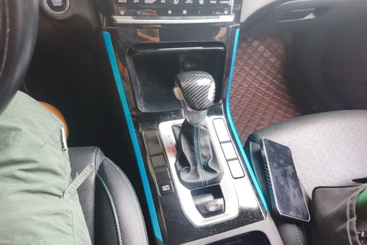 Used Kia K3 New Energy 2019 1.6L PHEV Comfort Edition Gear Lever
