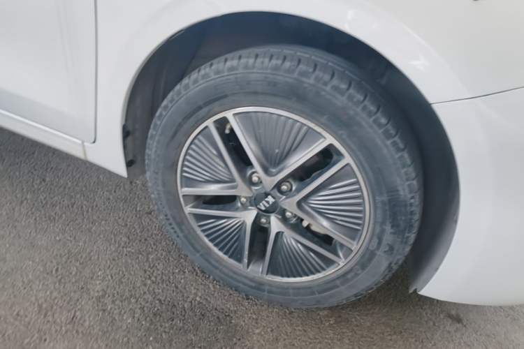 Used Kia K3 New Energy 2019 1.6L PHEV Comfort Edition Right Front Wheel Hub