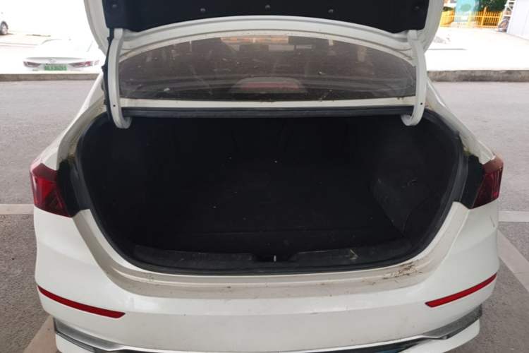 Used Kia K3 New Energy 2019 1.6L PHEV Comfort Edition Trunk