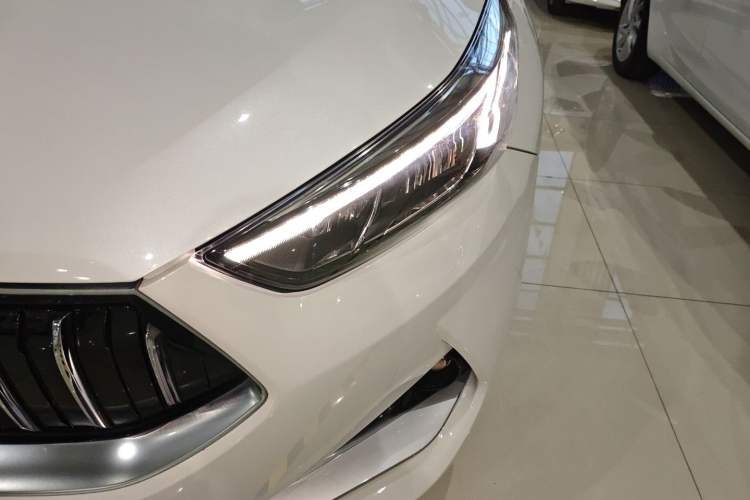 Used Kia K3 New Energy 2021 EV Comfort Edition 410km Left Front Headlight