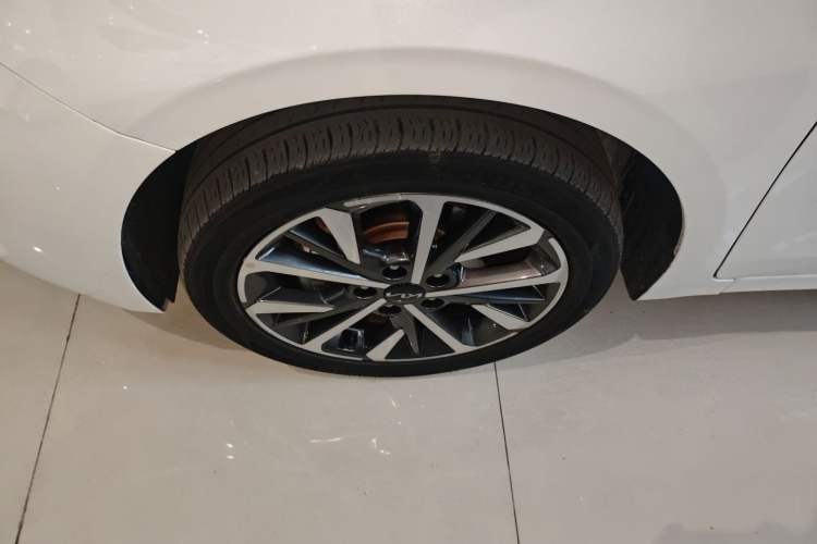 Used Kia K3 New Energy 2021 EV Comfort Edition 410km Left Front Wheel Hub