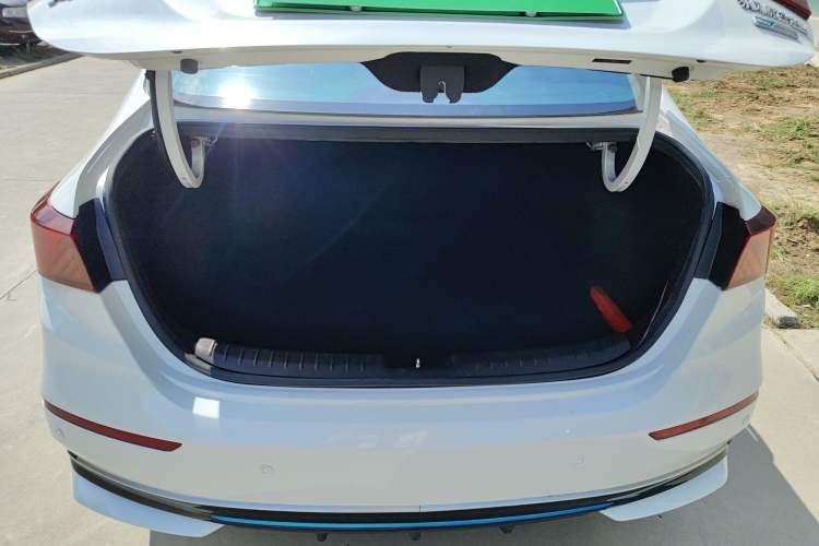 Used Kia K3 New Energy 2021 EV Comfort Edition 410km Trunk