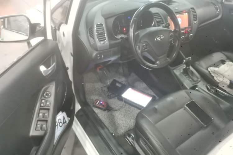 Used Kia K3S 2014 1.6L Automatic GLS Driver Seat