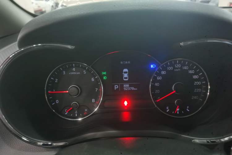Used Kia K3S 2014 1.6L Automatic GLS Instrument Cluster