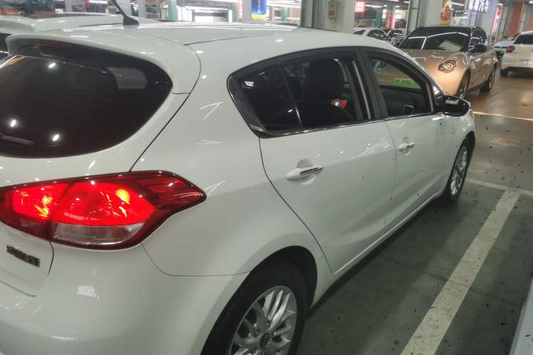 Used Kia K3S 2014 1.6L Automatic GLS Rear Right 45 Deg
