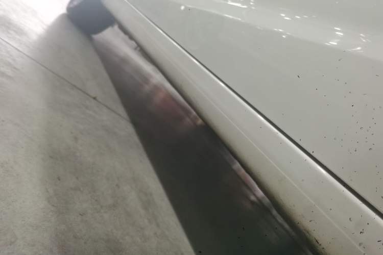 Used Kia K3S 2014 1.6L Automatic GLS Right Side Sill