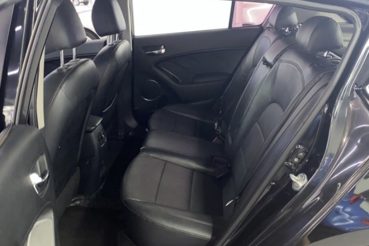 Used Kia K3S 2014 1.6L Automatic DLX Interior 3