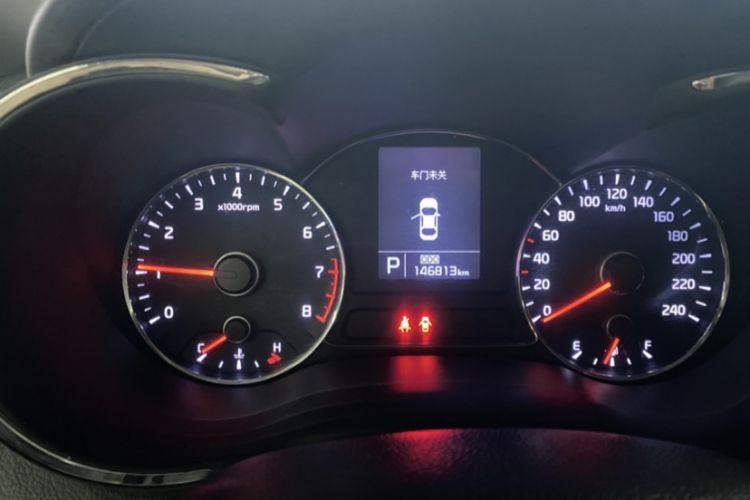 Used Kia K3S 2014 1.6L Automatic DLX Odometer Close Up