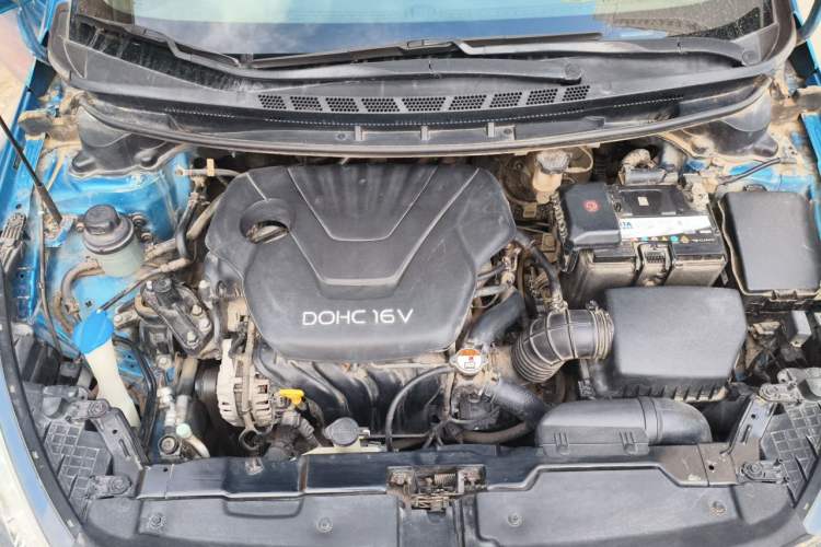Used Kia K3S 2014 1.6L Automatic GLS Engine Bay