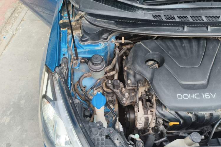 Used Kia K3S 2014 1.6L Automatic GLS Engine Bay Right