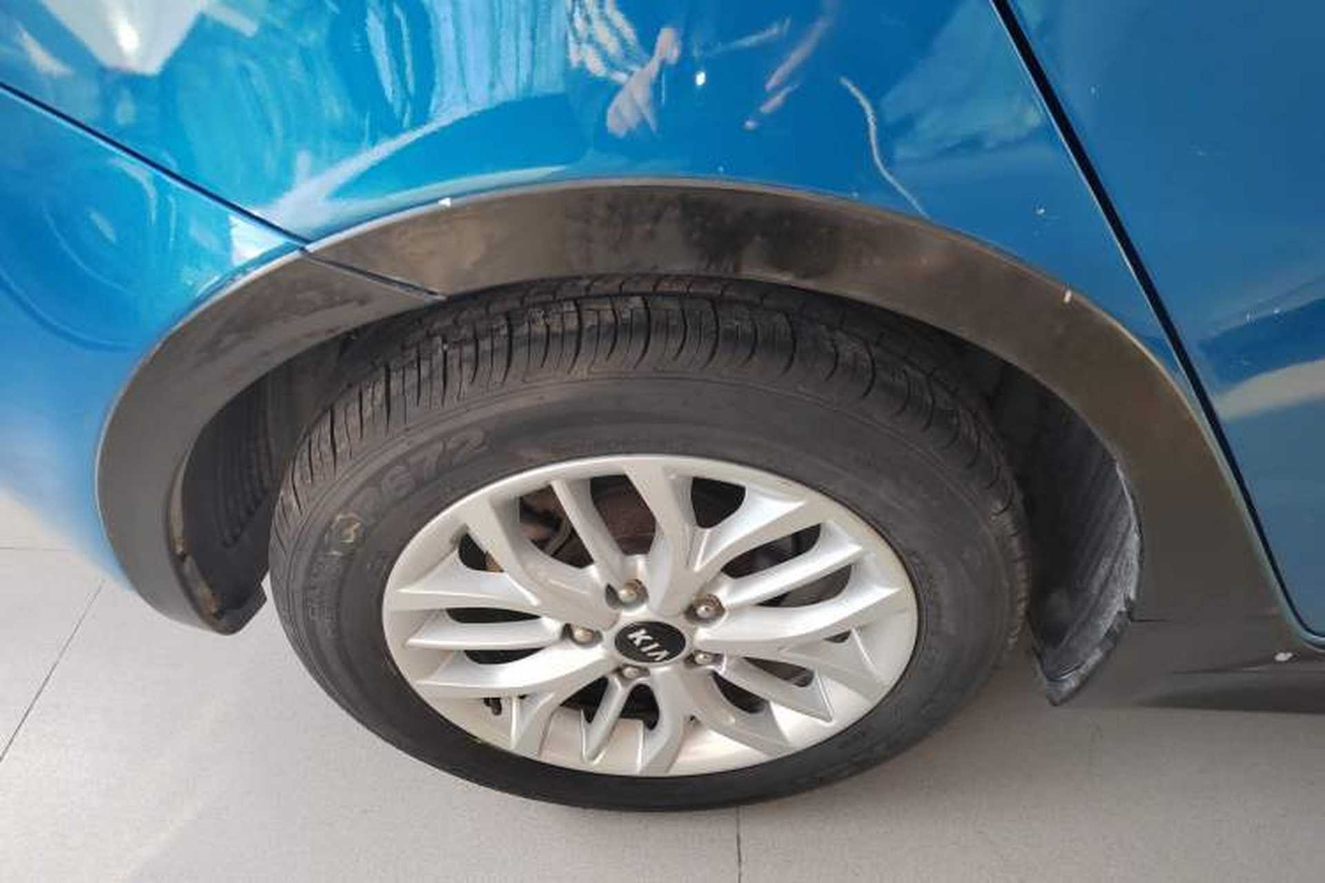 Used Kia K3S 2014 1.6L Automatic GLS Exterior 1