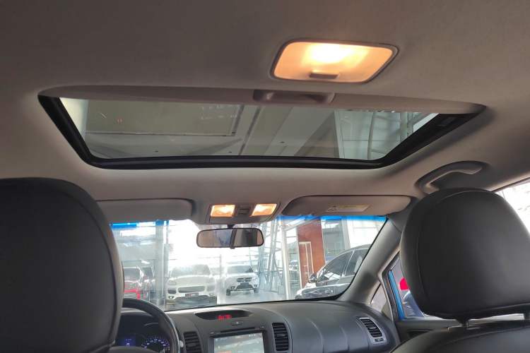 Used Kia K3S 2014 1.6L Automatic GLS Headliner