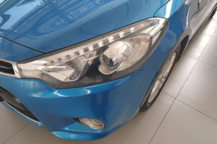 Used Kia K3S 2014 1.6L Automatic GLS Left Front Headlight
