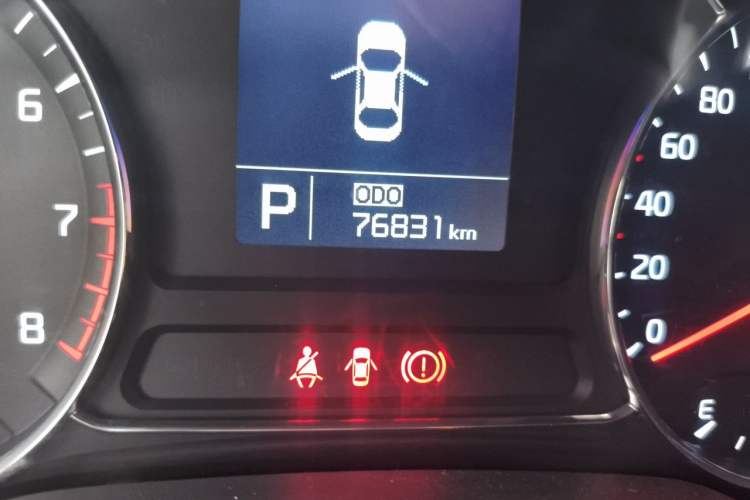 Used Kia K3S 2014 1.6L Automatic GLS Odometer Close Up