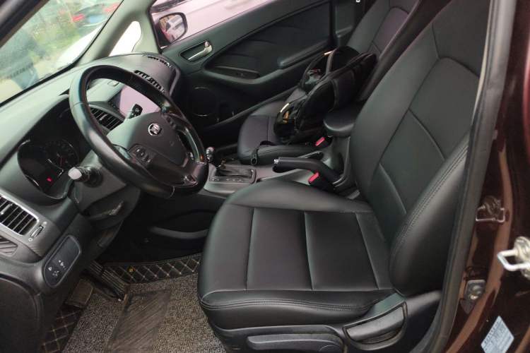 Used Kia K3S 2014 1.6L Automatic GLS Left Front Seat