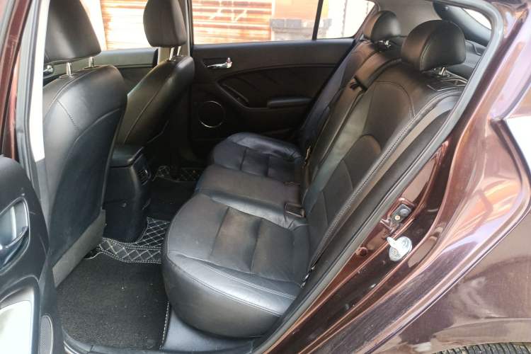 Used Kia K3S 2014 1.6L Automatic Premium Left Rear Seat