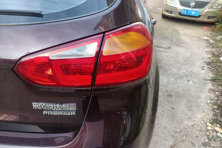Used Kia K3S 2014 1.6L Automatic Premium Right Rear Taillight
