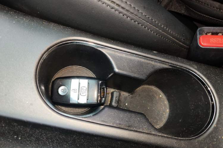 Used Kia K3S 2014 1.6L Automatic GLS Vehicle Key