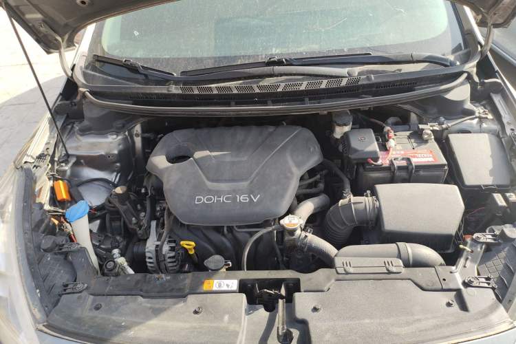 Used Kia K3S 2014 1.6L Automatic DLX Engine Bay