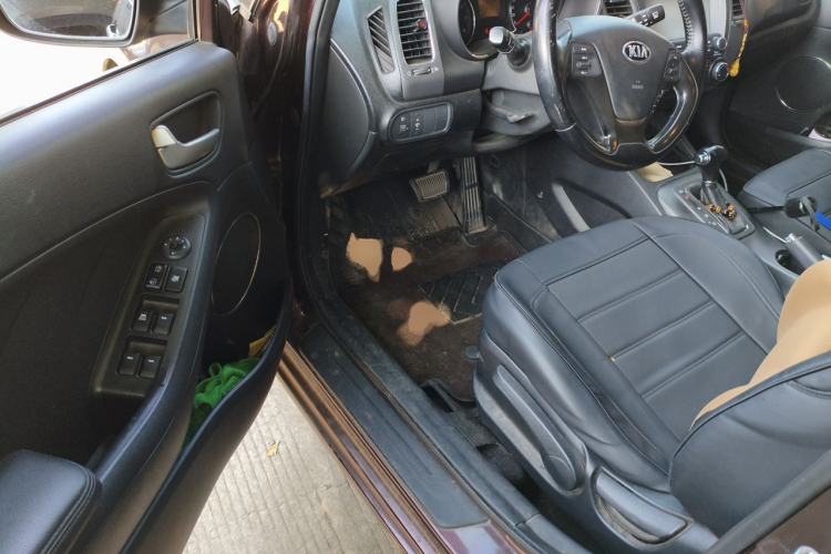Used Kia K3S 2014 1.6L Automatic GLS Driver Seat
