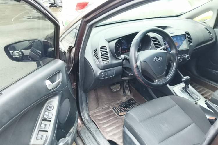 Used Kia K3S 2014 1.6L Automatic GL Driver Seat