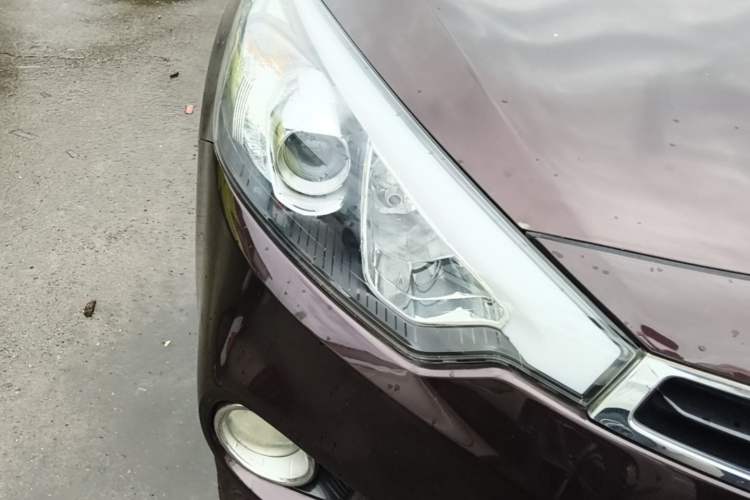 Used Kia K3S 2014 1.6L Automatic GL Right Front Headlight