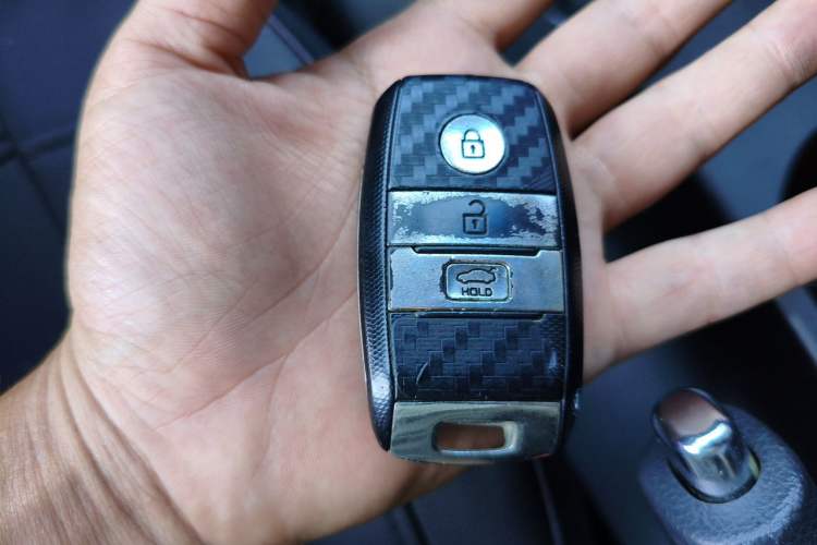 Used Kia K3S 2014 1.6L Automatic GLS Vehicle Key