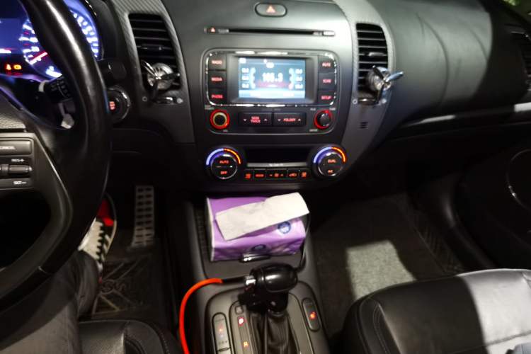 Used Kia K3S 2014 1.6L Automatic Premium Audio And AC Panel